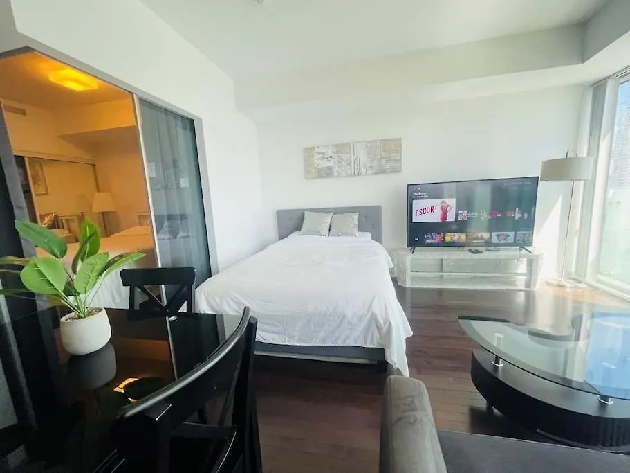 Lejlighed Newdowntown Condo By Unionstationscotiaarena Toronto Canada