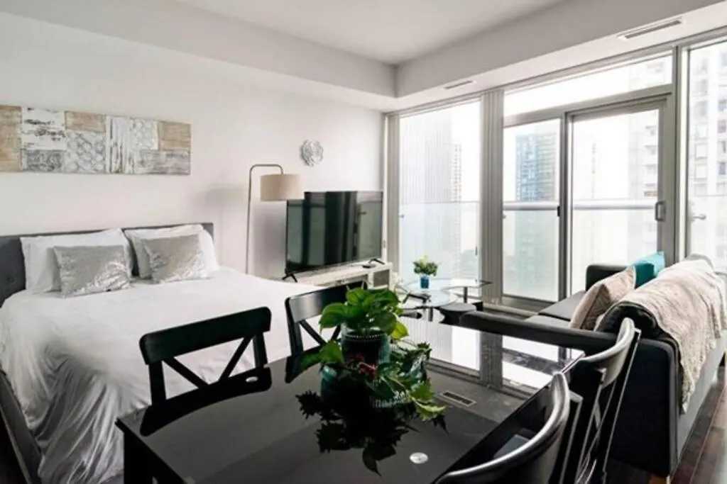 Newdowntown Condo By Unionstationscotiaarena Toronto Lejlighed